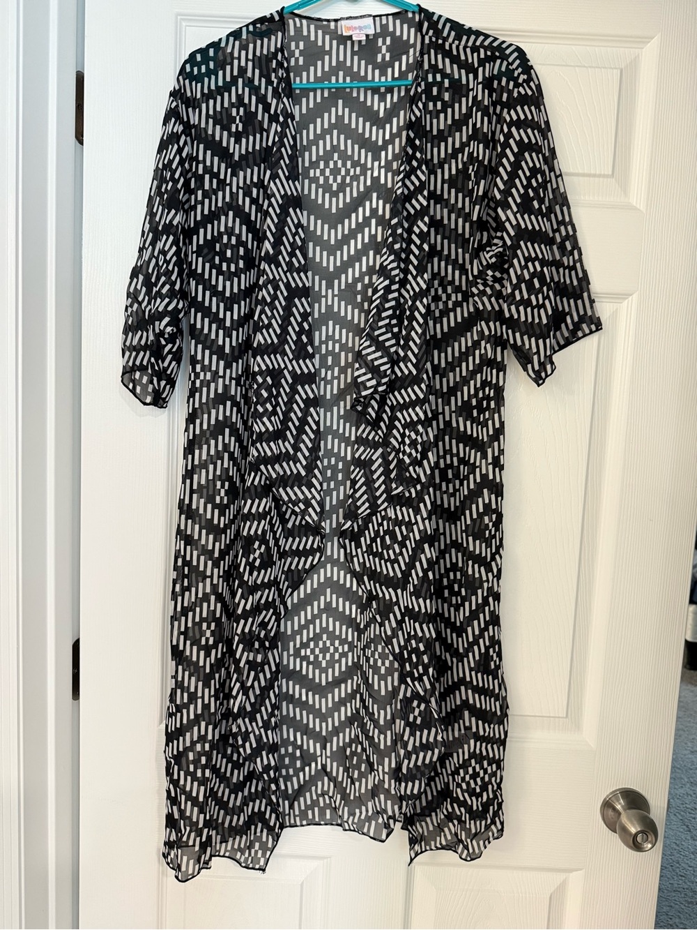 Lularoe Black & White Geometric Sheer Cover up